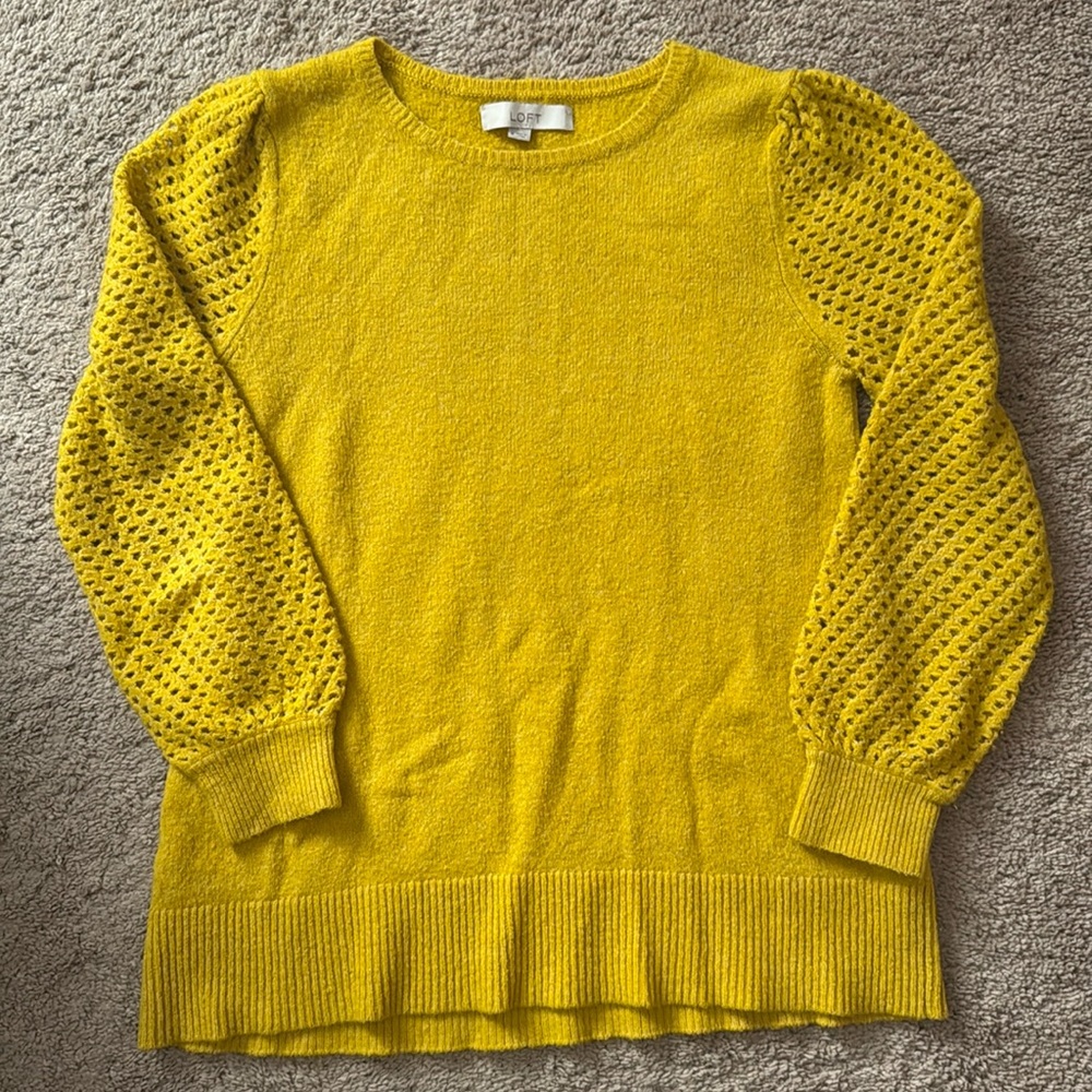 Loft puff sleeved sweater